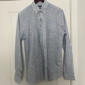 Gap slim fit dress shirt; floral print design